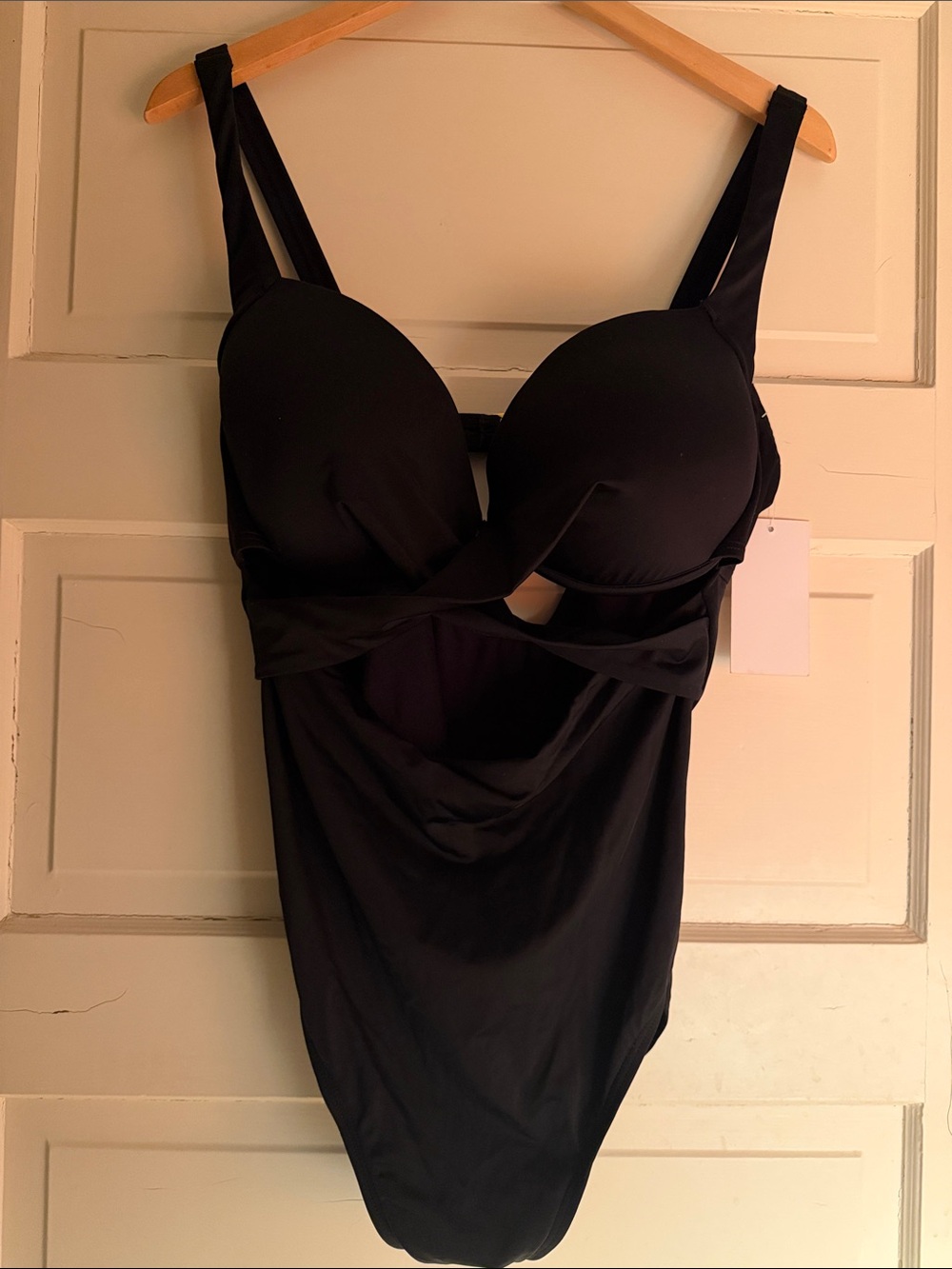 Swimsuits. Black One-Piece Swimsuit with Structured Cups